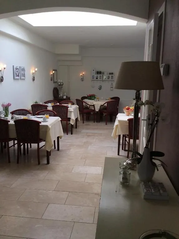 Hotel Pension Oranje Valkenburg aan de Geul 2*,  Netherlands